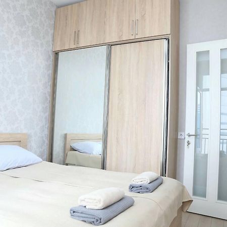 باتومي Apartment Black Sea 7 المظهر الخارجي الصورة